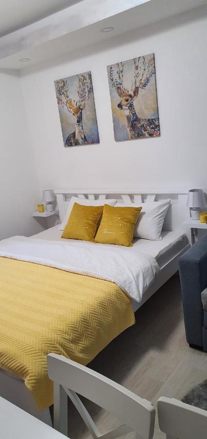 Apartman Iva Nova Varos Bagian luar foto